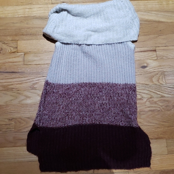 Top - Picture 2 of 6